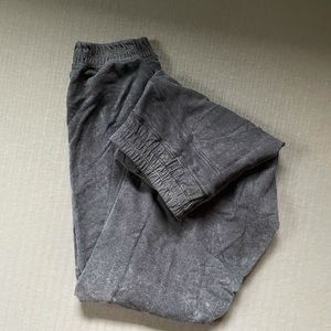 lululemon sweatpants